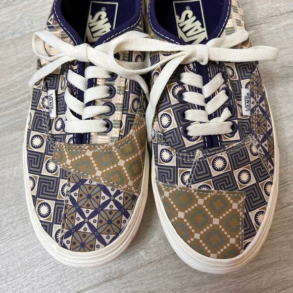 Vans Sneakers Womens Size 8 Authentic Patchwork Canvas Geo Trek Geometric - Picture 7 of 15